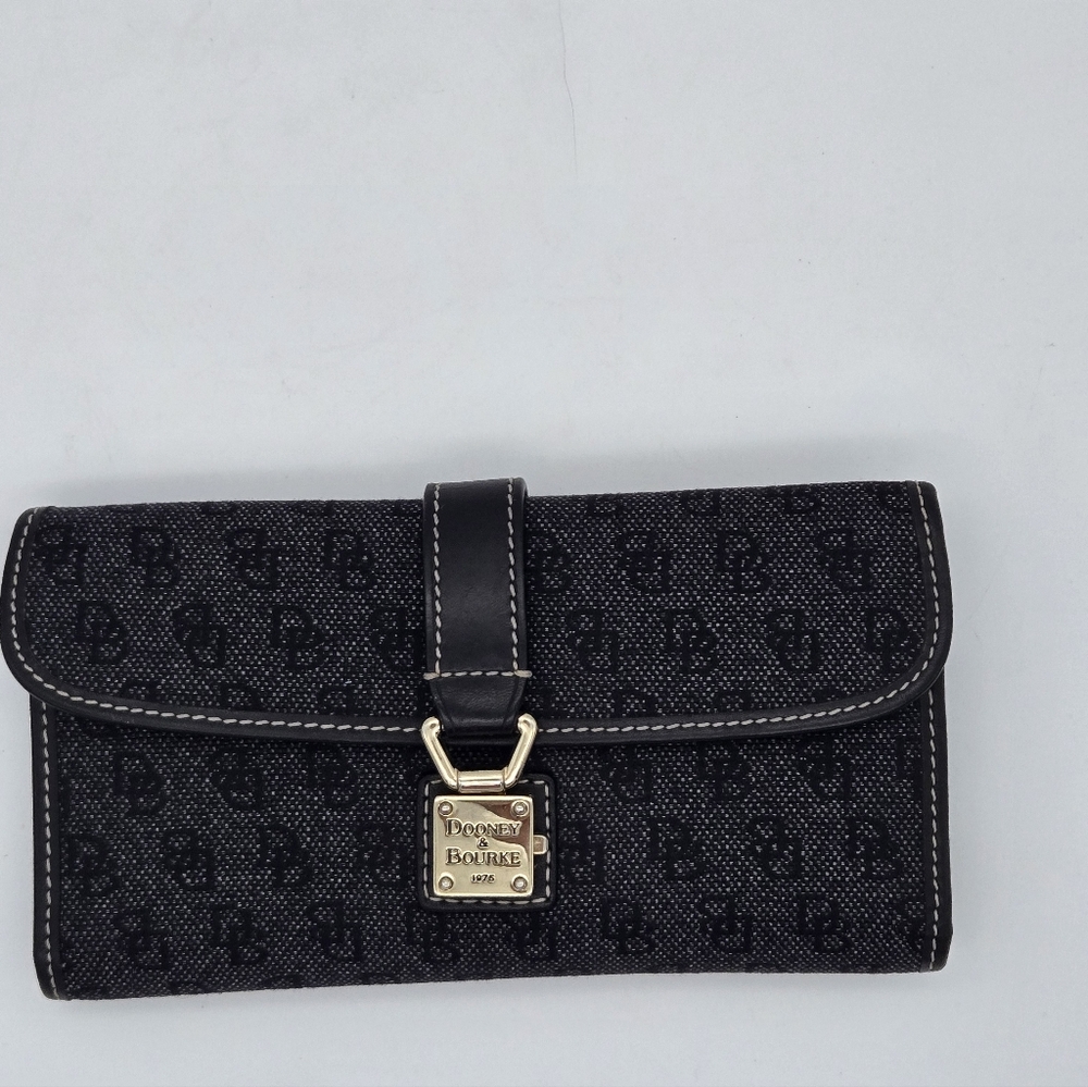 Dooney and Bourke Long Continental Checkbook Wallet